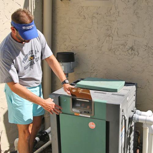 suwannee ga pool technician working